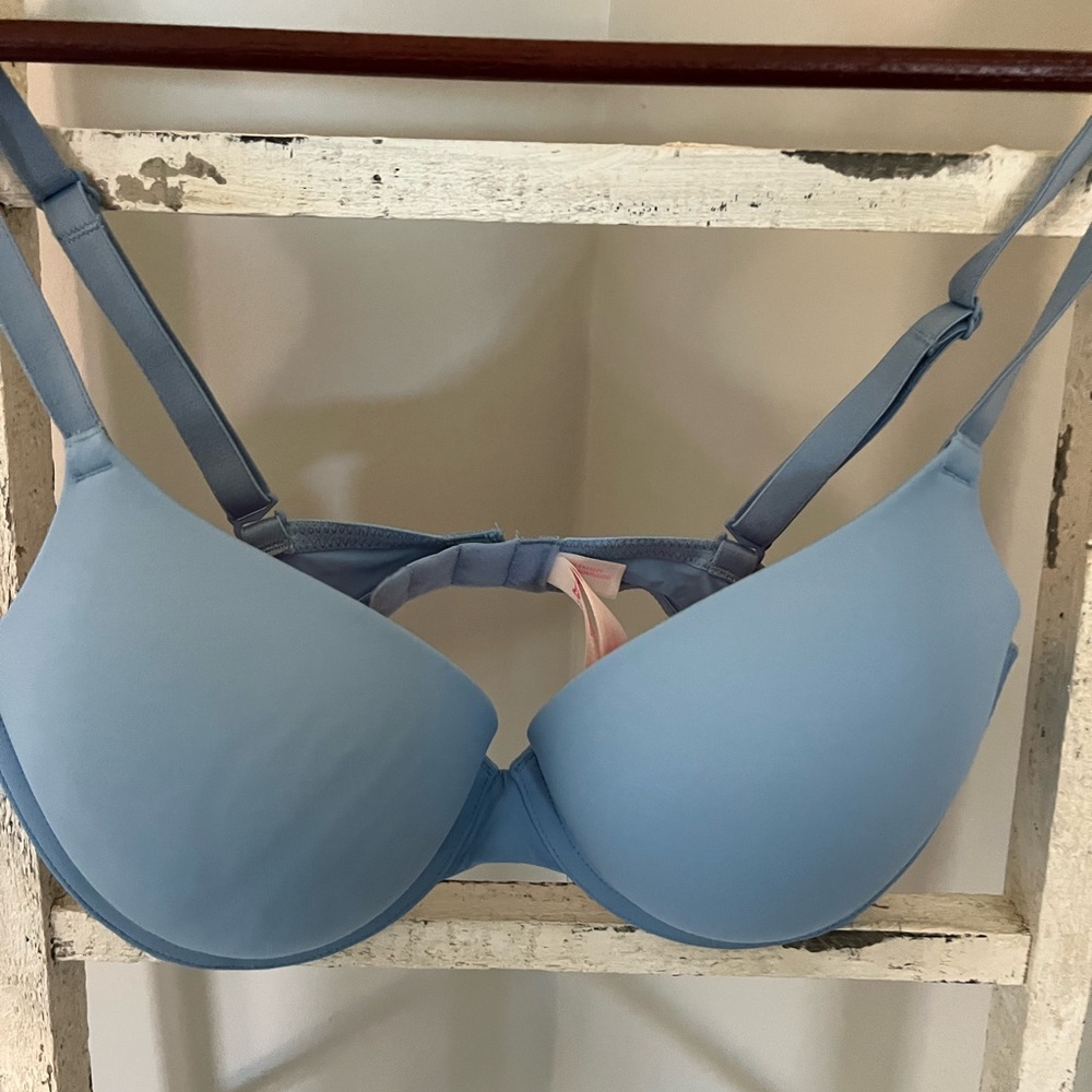 Light blue padded bra